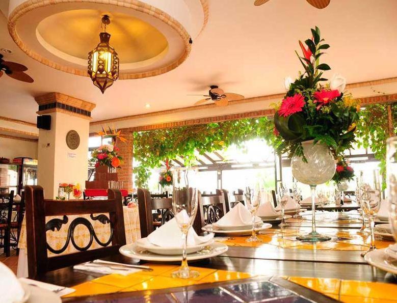 Hotel Mudejar Кали Экстерьер фото